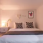 Modern House 2